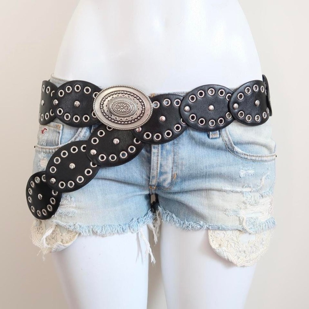 y2k black disc belt silver eyelet low rise belt one size
